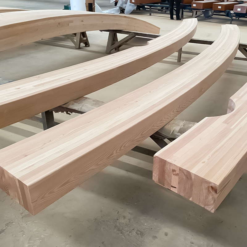 Douglas spar gebogen gelamineerd hout
