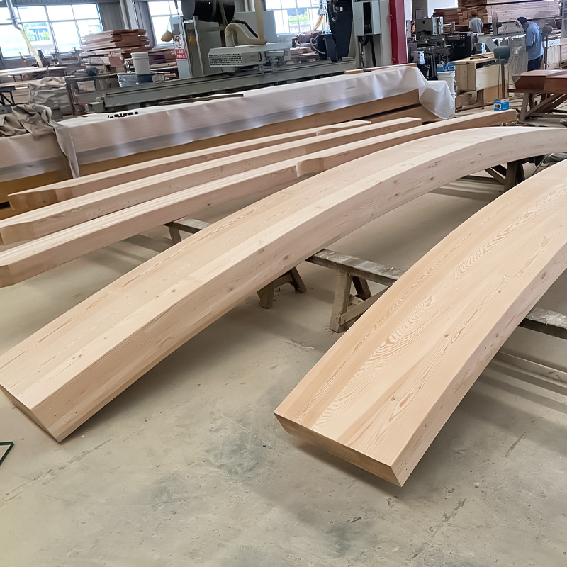 Douglas spar gebogen gelamineerd hout
