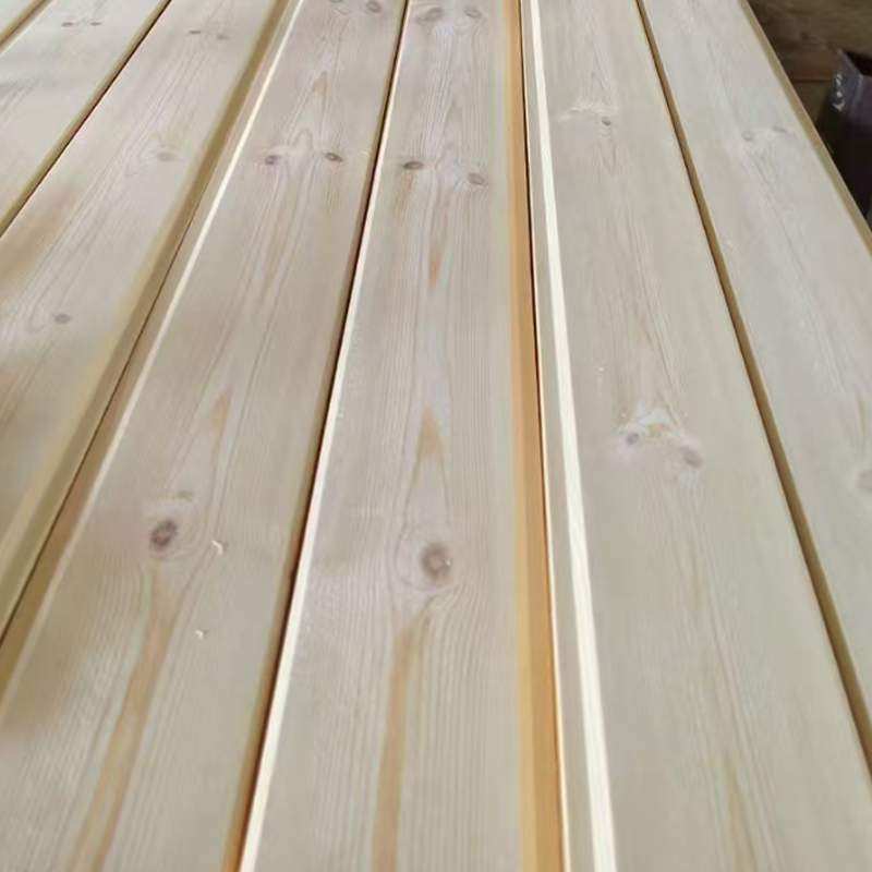 Grenen buitenhouten wandbekleding