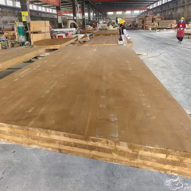 Vuren industriële CLT-panelen